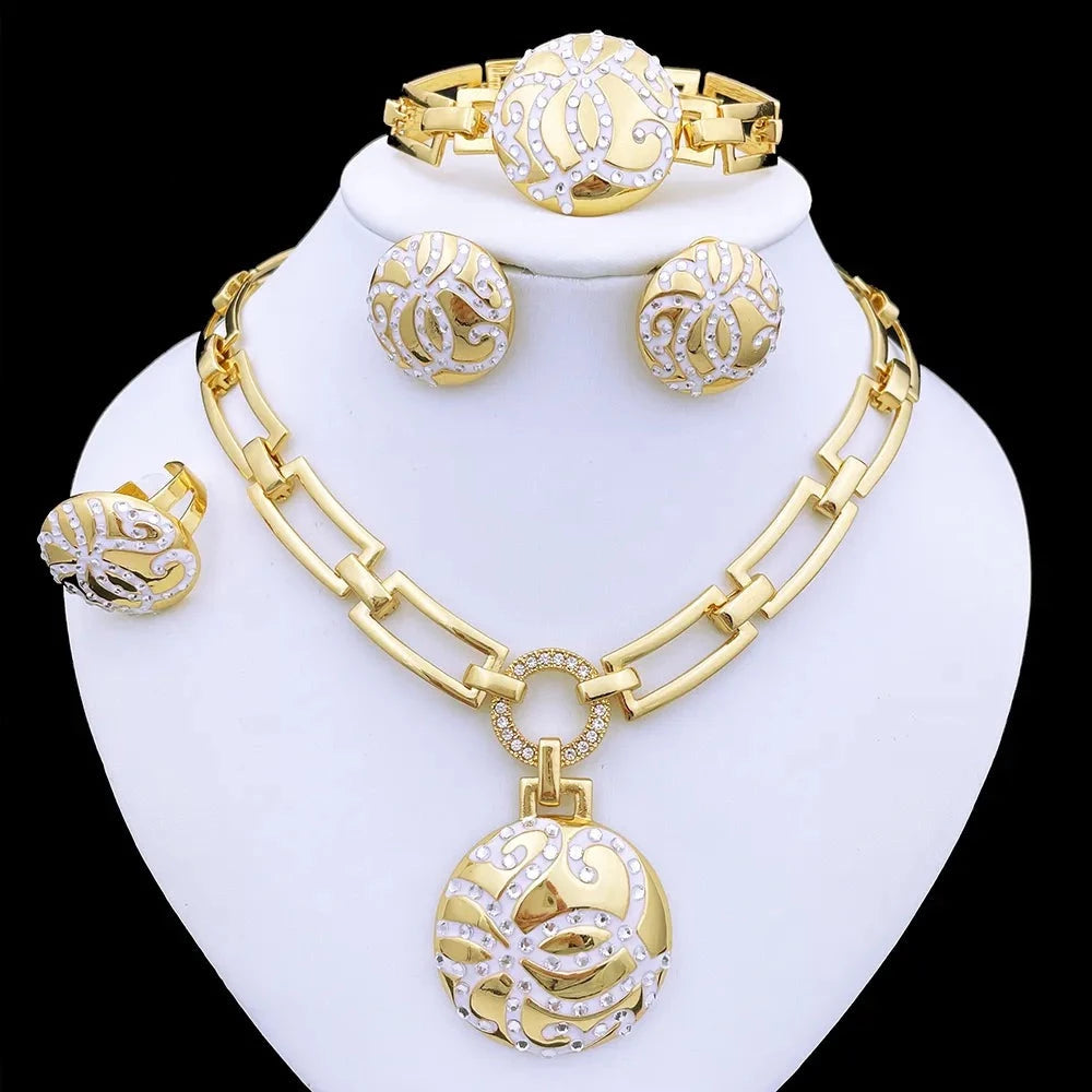 colar, colares, gargantilha, colar feminino, colar dourado, colar delicado, colar para mulher, corrente feminina,