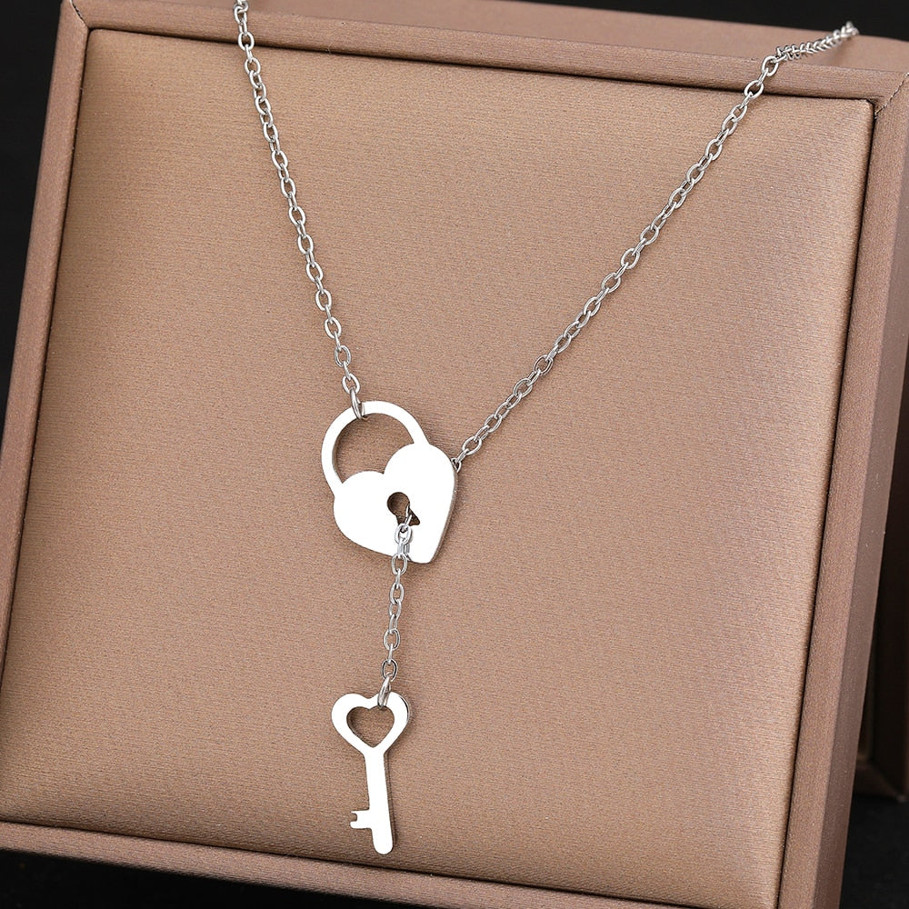 Colar Feminino Coração First