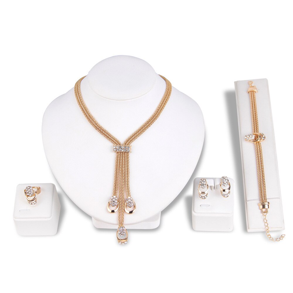 Colar e Conjunto de Anel e Brincos Sublime