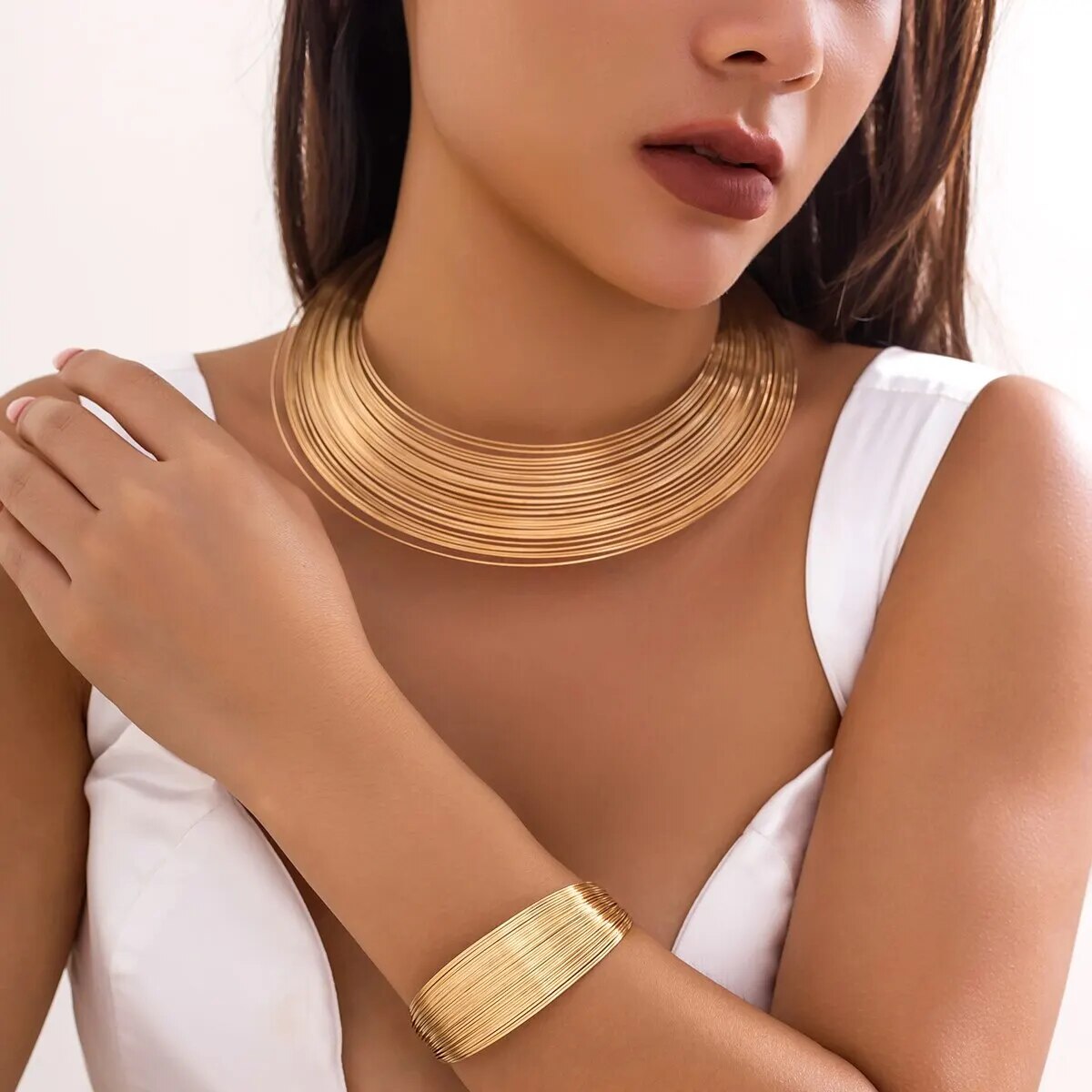colar, colares, gargantilha, colar feminino, colar dourado, colar delicado, colar para mulher, corrente feminina,