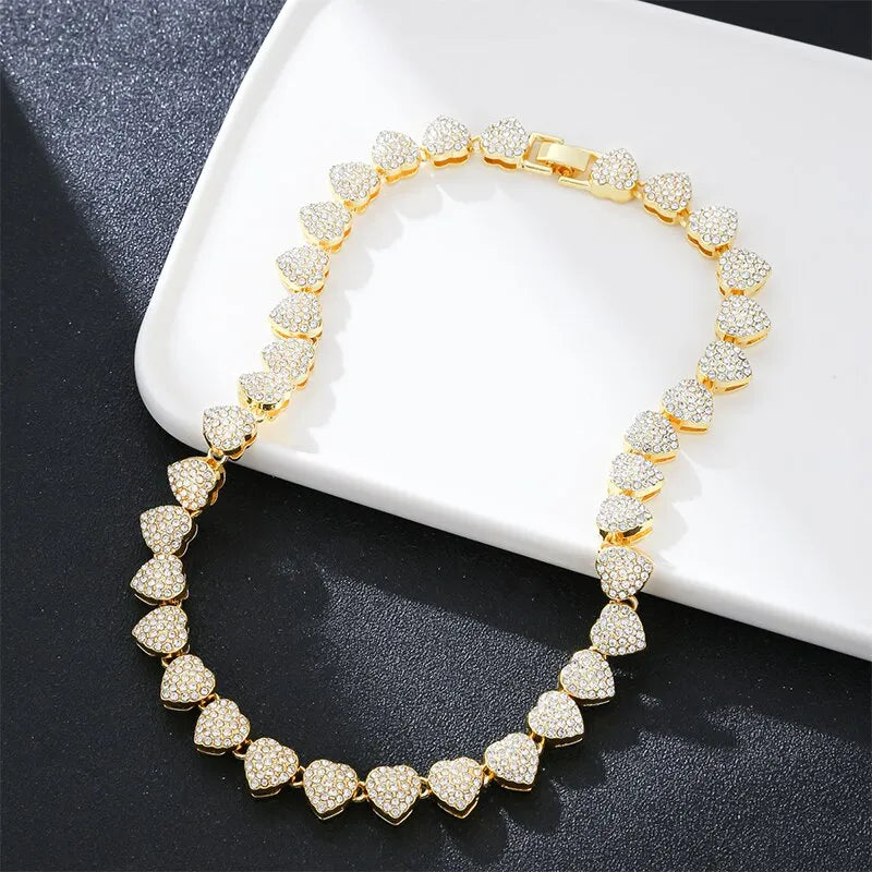 colar, colares, gargantilha, colar feminino, colar dourado, colar delicado, colar para mulher, corrente feminina,