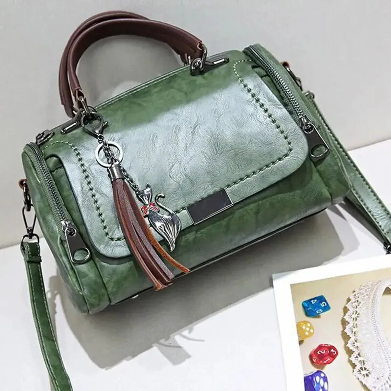 bolsa feminina pequena bolsa de couro bolsa feminina bolsas femininas bolsa feminina de ombro bolsa de couro feminina bolsa pequena bolsa pequena feminina bolsa femininas bolsas femininas de couro bolsas femininas transversal bolsa transversal feminina