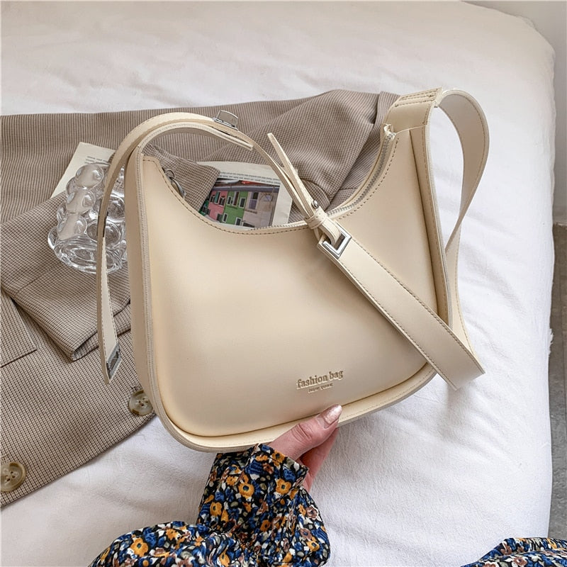 Bolsa Feminina Transversal Ajustável