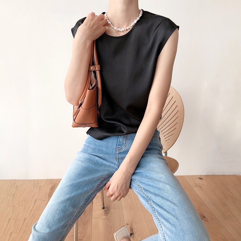 t shirt feminina,  camiseta feminina,  camisa social feminina,  camisa feminina,  blusas femininas,  blusa social feminina,  blusa feminina,  Camisa de cetim,