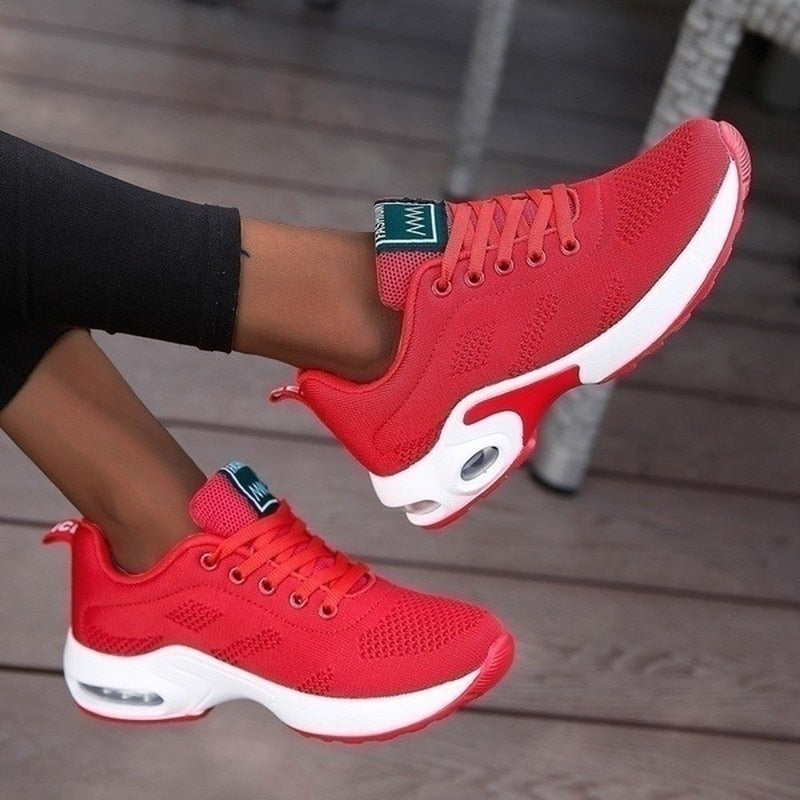 tenis feminino, tenis feminino colorido, tenis branco, tenis vermelho, tenis preto feminino, tenis feminino casual, tenis feminino academia, tenis feminino branco,