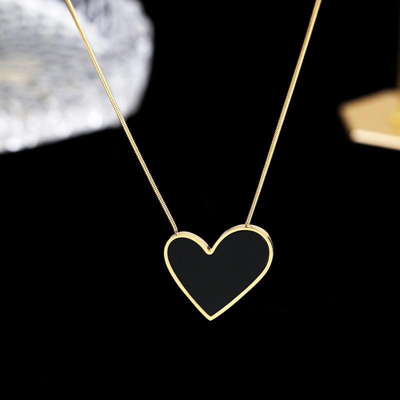 colar feminino  colar de coração  colar dourado  joia feminina  gargantilha dourada