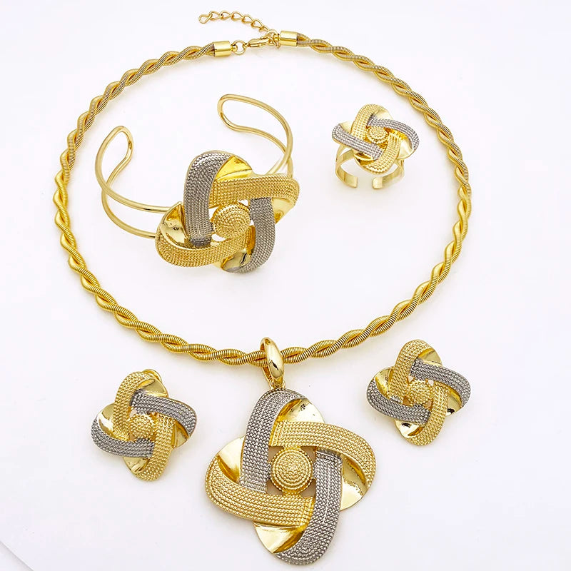 colar,  colar feminino,  colares,  colar delicado,  colar para mulher,  colar dourado,  colar de miçangas,  colar de perola,