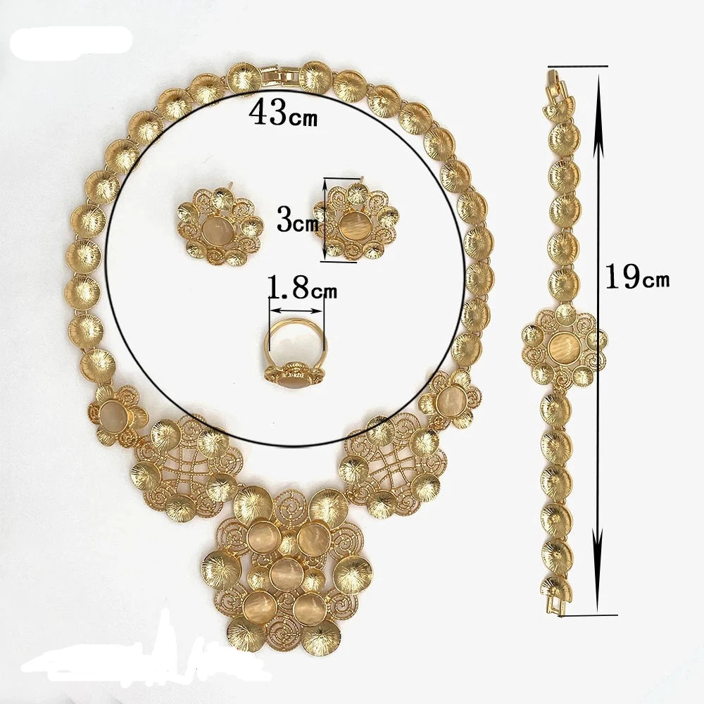 colar feminino,  colar,  colares,  colar para mulher,  colar dourado,  colar delicado,  colar de coração,  colar de prata feminino,