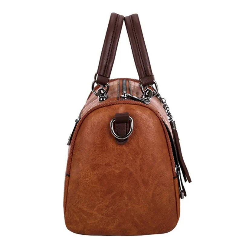 bolsa feminina pequena  bolsa de couro  bolsa feminina  bolsas femininas  bolsa feminina de ombro  bolsa de couro feminina  bolsa pequena  bolsa pequena feminina  bolsa femininas  bolsas femininas de couro  bolsas femininas transversal  bolsa transversal feminina