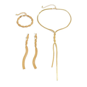 colar, colares, gargantilha, colar feminino, colar dourado, colar delicado, colar para mulher, corrente feminina,