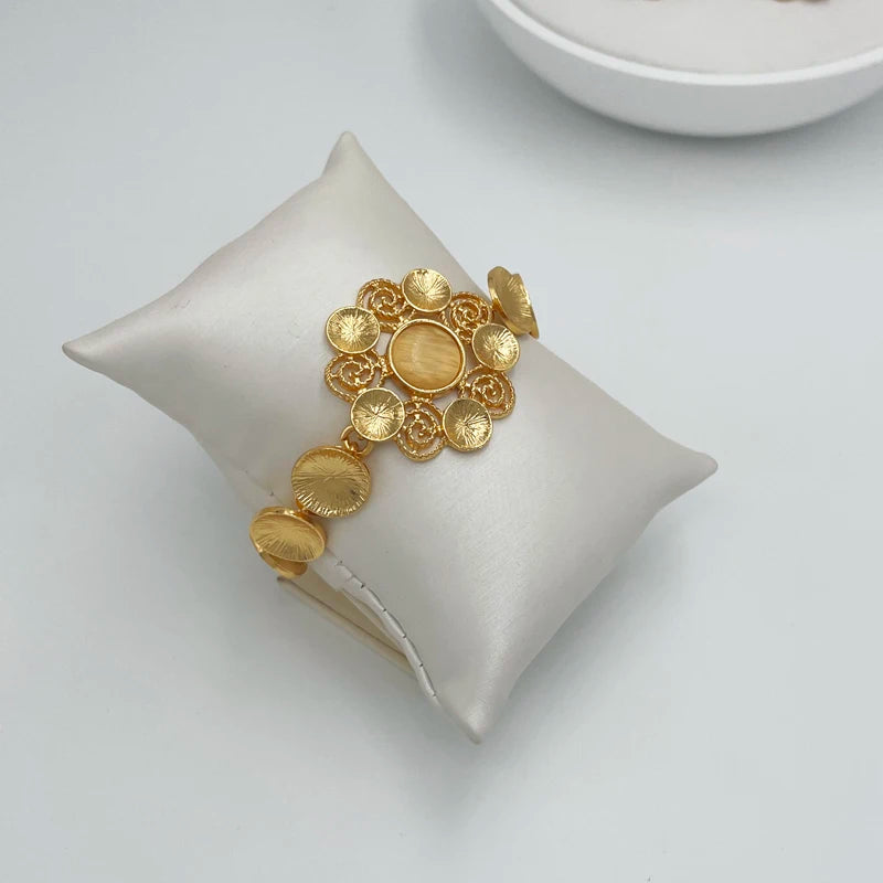 colar feminino,  colar,  colares,  colar para mulher,  colar dourado,  colar delicado,  colar de coração,  colar de prata feminino,