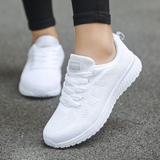 tenis feminino, tenis branco, tenis preto, tenis esportivos, tenis branco feminino, tênis feminino, tenis feminino casual, tênis branco feminino, tenis feminino branco,